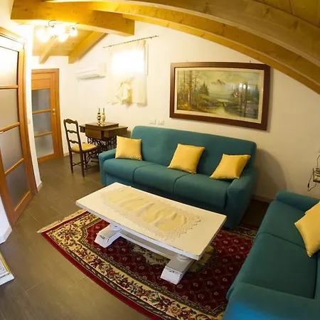 Residence Appartamenti Dogana Vecchia 3*